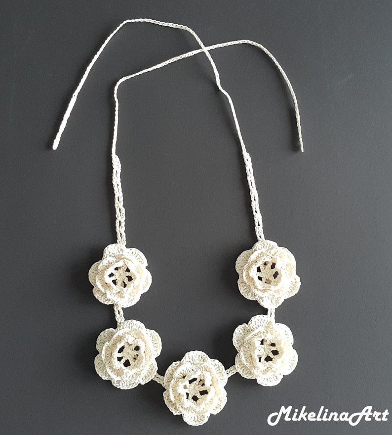 Crochet Necklace, Crochet Neck Accessory, Flower Necklace, Ivory, 100% Cotton. image 4