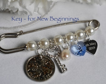 Wedding Keepsake Personalised, Traditional Something Old, New, Borrowed, Blue, Lucky Charm, Key Sixpence, Crystal blue heart, Gift for Bride