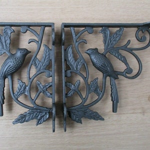 PAIR of BIRD Cast iron antique old Rustic vintage retro woodland scaffold shelf brackets Shelf Bracket ornate decorative fancy