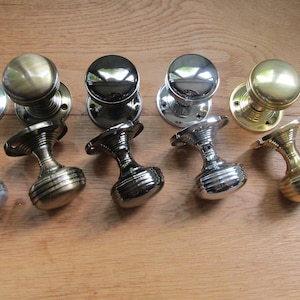 Pair of Internal traditional RIMMED sprung mortice lever latch door knobs interior pull handles /Black nickel/antique brass/chrome