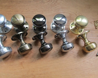 Paire de poignées de porte intérieures traditionnelles à loquet à mortaise à ressort et encerclées /Nickel noir/laiton antique/chrome