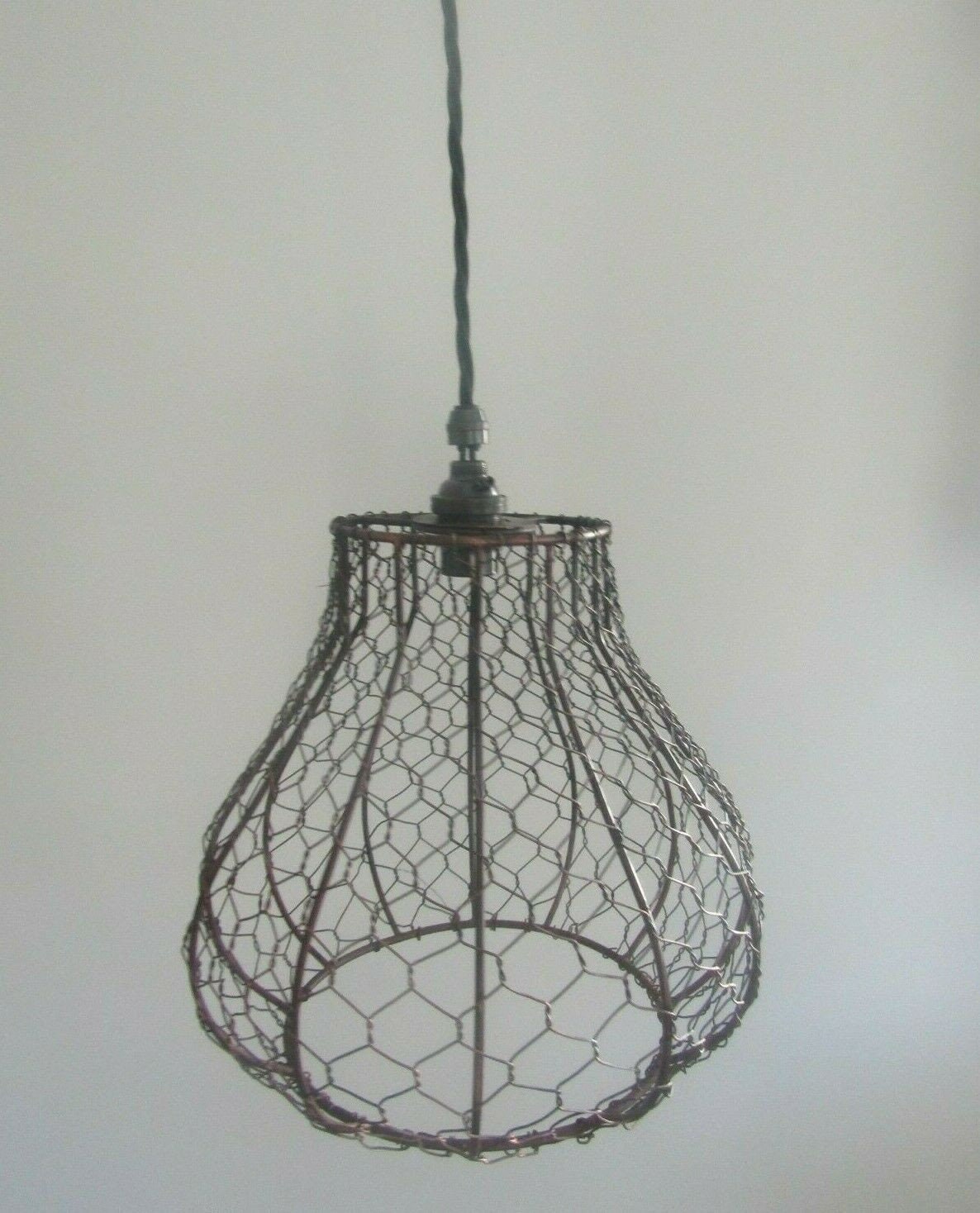 Wire crochet lampshades - learn to DIY pendant lights using wire in th -  Yooladesign