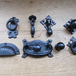 CAST IRON BLACK Antique gothic Kitchen cabinet cupboard drawer knob pull handles rustic vintage retro upcycle restoration fittings