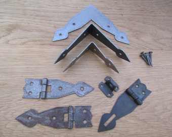 ANTIQUE IRON ARROW head Vintage rustic Chest trunk table furniture cabinet cupboard door fittings