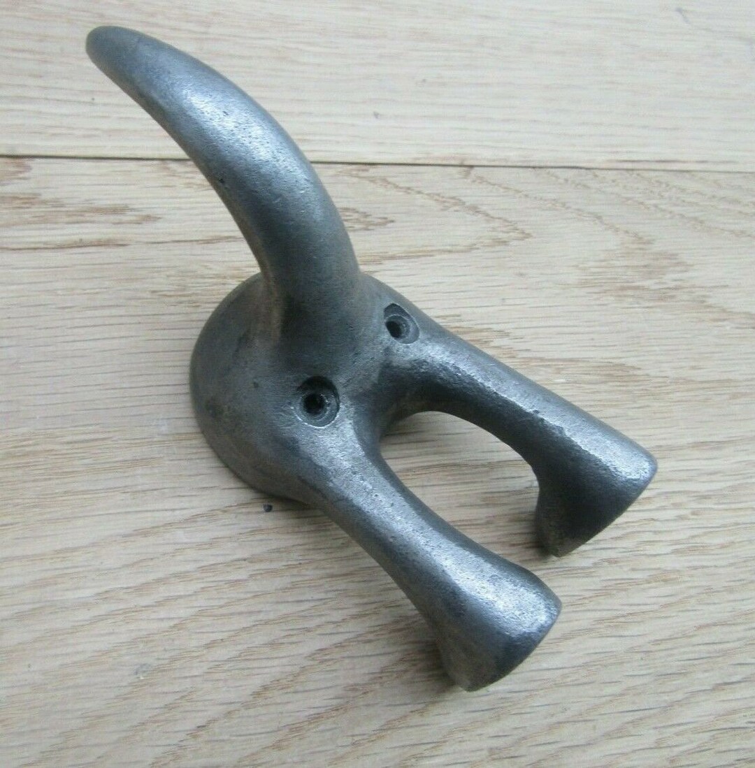 DOG TAIL Heavy Cast Iron Rustic Vintage Antique Iron Coat Hook Etsy UK