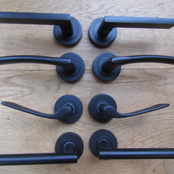 Pair Of MATT BLACK Sprung internal lever on rose door handles lever latch door handles