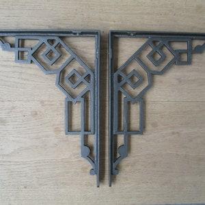 PAIR of ART DECO Cast iron antique old Rustic vintage retro scaffold shelf brackets Shelf Bracket ornate decorative fancy