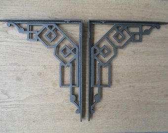 PAIR of ART DECO Cast iron antique old Rustic vintage retro scaffold shelf brackets Shelf Bracket ornate decorative fancy