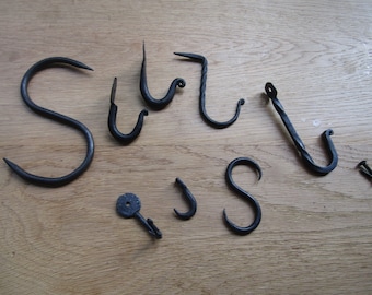 Rustc ron NAL N HOOKS Hand Forged Vntage Blacksmth Ktchen Beam