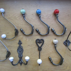 PACK Of 5 CAST IRON Rustic ceramic vintage old style hat and coat hooks retro shabby chic period hanging hook pegs Antique Iron