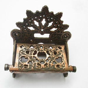 DECORATIVE LID cast iron toilet roll holder rustic vintage Edwardian antique ornate fancy old style roll holder loo wc holder Antique copper