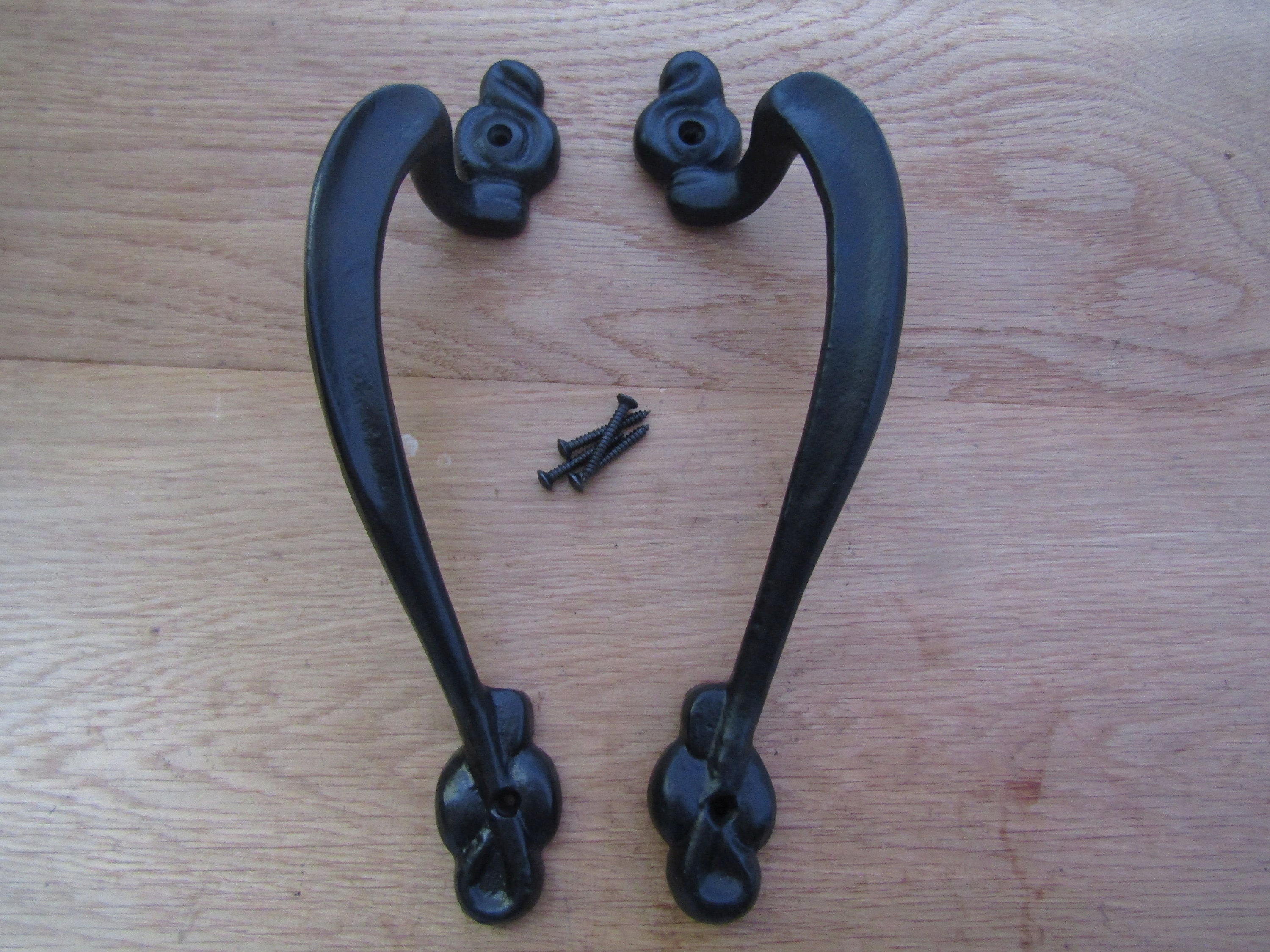 Pair of ART NOUVEAU BLACK Antique Cast iron Vintage victorian rustic pub cafe hotel door grab pull handle Decorative Ornate Fancy handle