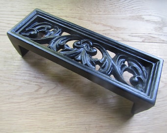 ACANTHUS AIR BRICK cast iron old retro vintage repro rustic air vent air brick grill cover ornate decorative