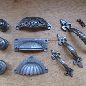 CAST IRON Antique iron Kitchen furniture cabinet cupboard drawer pull handles knobs rustic vintage retro upcycle restoration