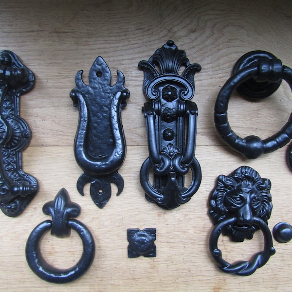 CAST IRON RUSTIC door knocker vintage retro old victorian style country cottage door knocker decorative ornate Black antique