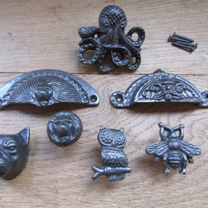 CAST IRON Antique iron Kitchen furniture cabinet cupboard drawer pull handles knobs rustic vintage retro upcycle restoration