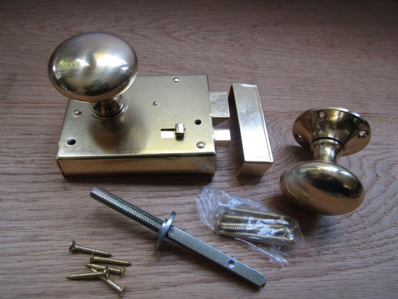 bathroom door knob with lock