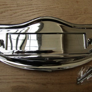 REGENCY POSTAL KNOCKER Buzón de latón macizo con muelles, cubierta para placa de correo, antiguo estilo victoriano vintage, placa decorativa para puerta delantera
