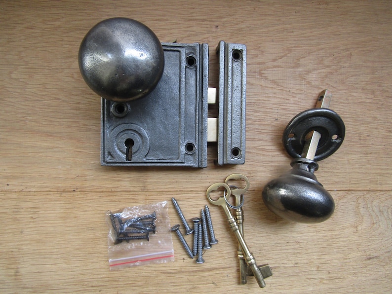 Massivt gjutjärn, dörrknopp och låslås, antika järn rustika vintage lantlig viktorianska dörrknoppar, handtag Vertical Cottage