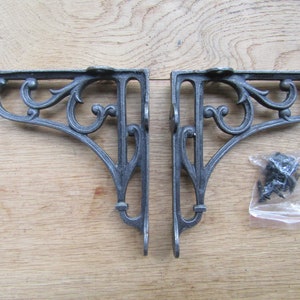 PAIR of 6&quot; Victorian Scroll industrial waxed Cast iron antique old Rustic vintage retro scaffold shelf brackets Shelf Bracket