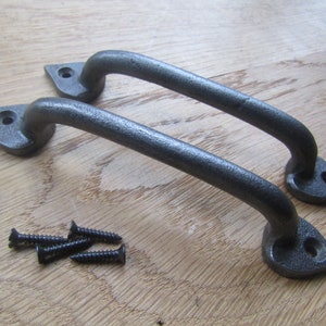 PAIR Of 6&quot; SPEARHEAD/LEAF cast iron rustic vintage sash d handle kitchen cabinet cupboard door Pull Handles Antique iron