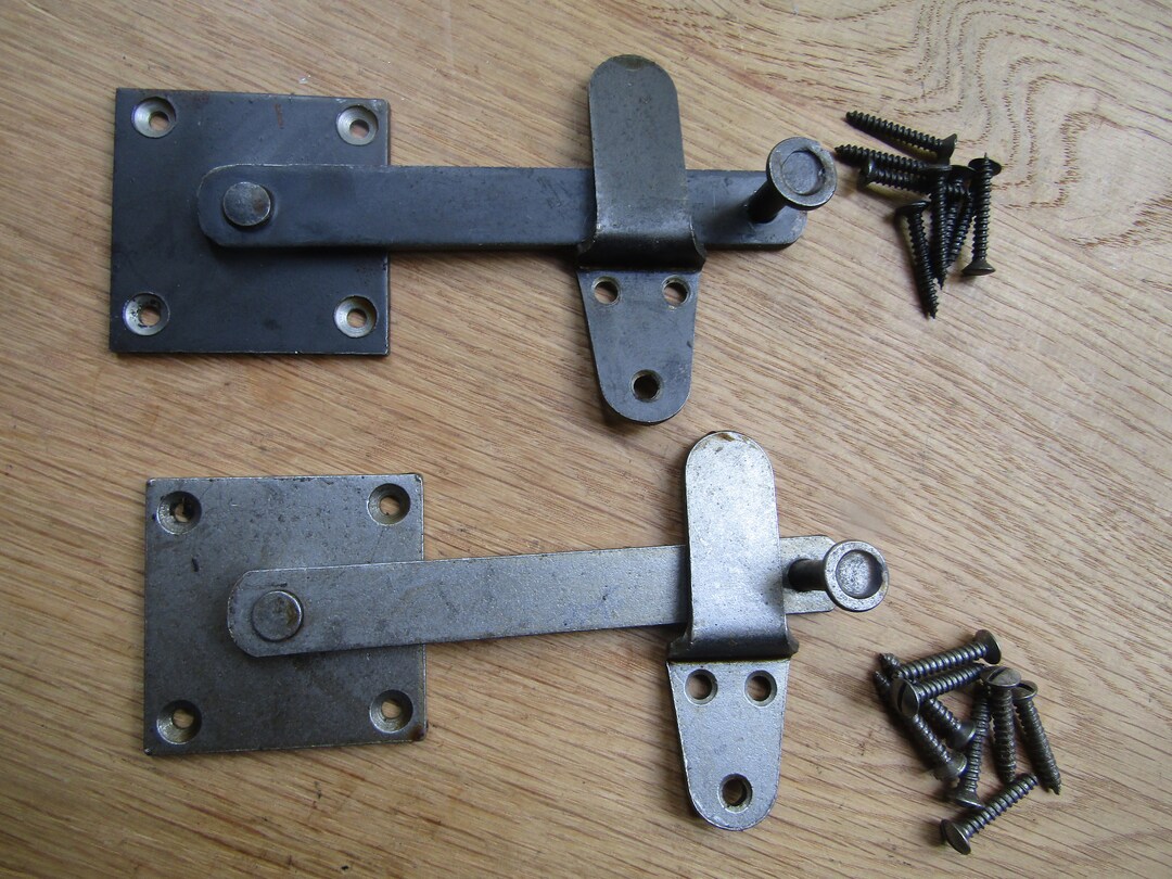 INDUSTRIAL DOOR LATCH Simple Factory Rustic Steel Cupboard Door Catch