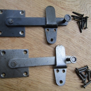 INDUSTRIAL DOOR LATCH simple factory rustic steel cupboard door catch latch vintage retro old style