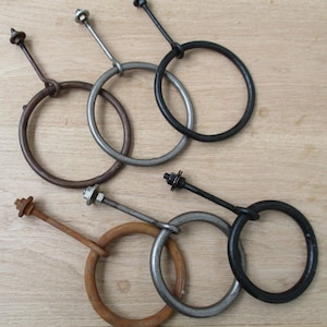 RING SHACKLE manger bed vintage rustic cast iron gate barn stable door ring pull animal tether dog ring