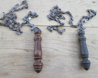 Rustic antique chain high level toilet chain cistern pull handle vintage Victorian style cast iron wooden