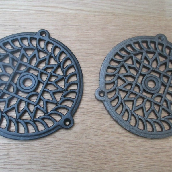 ROUND CIRCLE cast iron old retro vintage repro rustic repair plate air vent air brick grill cover