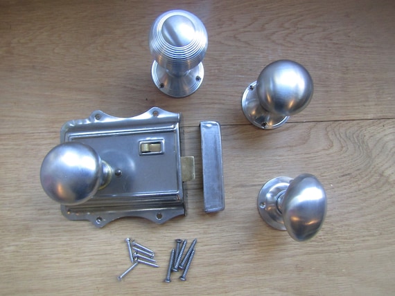 Victorian Rim Knob Set Brass Chrome Satin Nickel Door Knobs for Rim Locks 