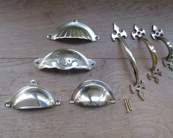 MASSIEF MESSING GEPOLIJST messing vintage keukenmeubel kast kastlade trekgrepen knoppen rustiek vintage retro upcycle restauratie