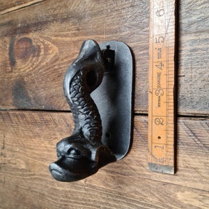 FISH DOOR KNOCKER cast iron rustic vintage country cottage Antique iron