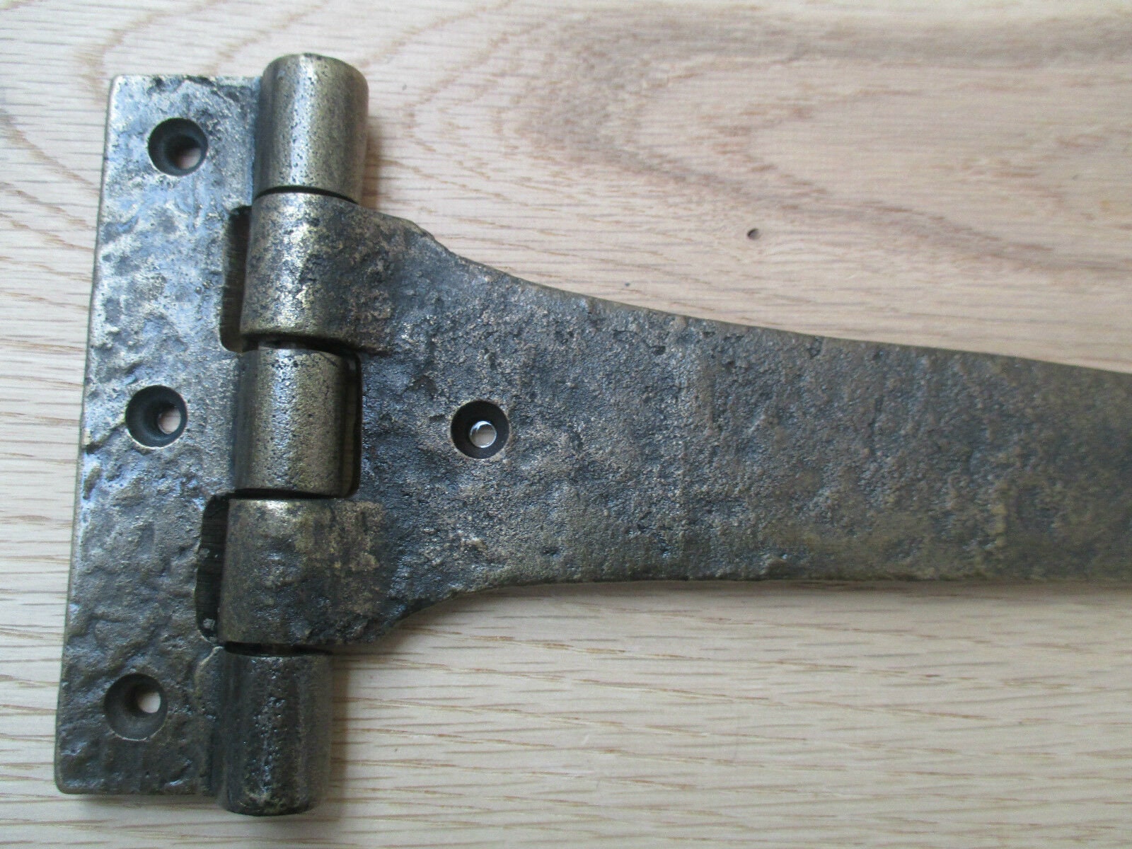 Antique Brass CAST IRON SPEAR hinges and 7 cottage thumb latch vintage