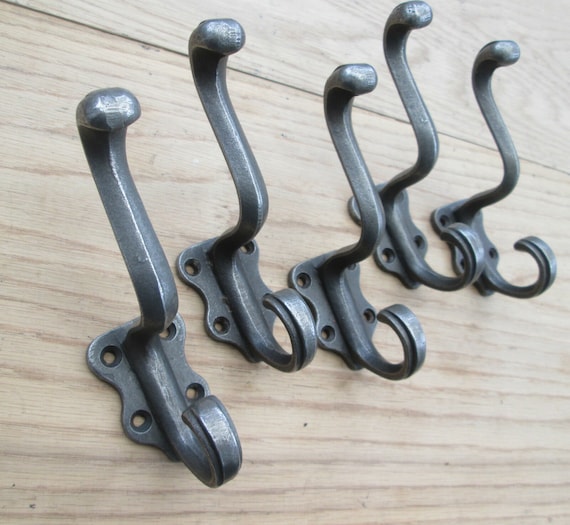 Pack of ART NOUVEAU Cast Iron Rustic Hat and Coat Hooks Vintage