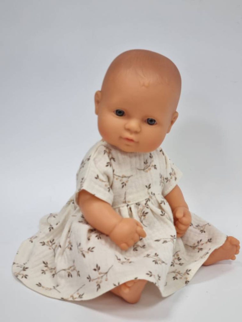 Miniland 32 cm Puppenkleid, 12 Zoll Puppenkleid, Musselin Puppenkleid, moderne Puppenkleidung, miniland Puppenkleidung, Äste auf Vanillekleid, gif Bild 4