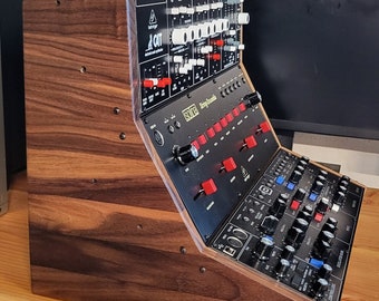 Mother-32、DFAM、Subharmonicon、Labyrinth Spectravox、Moog