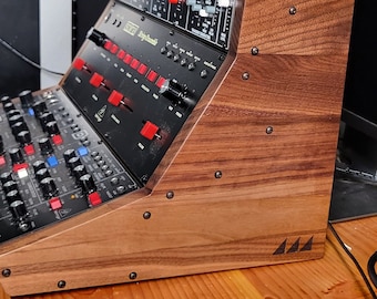 Mother-32、DFAM、Subharmonicon、Labyrinth Spectravox、Moog