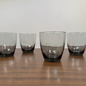 Four Libbey Classic Smoke 8 oz Lowball Glasses - Retro Y2K Modern Minimalist Smokey Gray Glass Low Ball Rocks Old Fashioned Cocktail Set 4