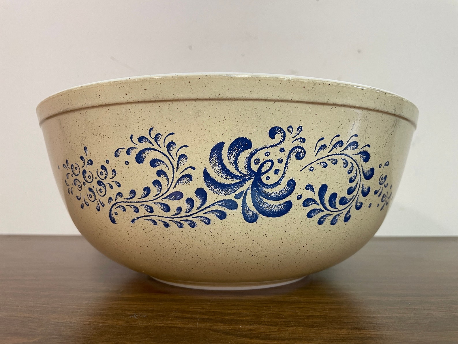 Pyrex Homestead 404 4 qt Mixing Bowl Beige Brown Speckled Etsy