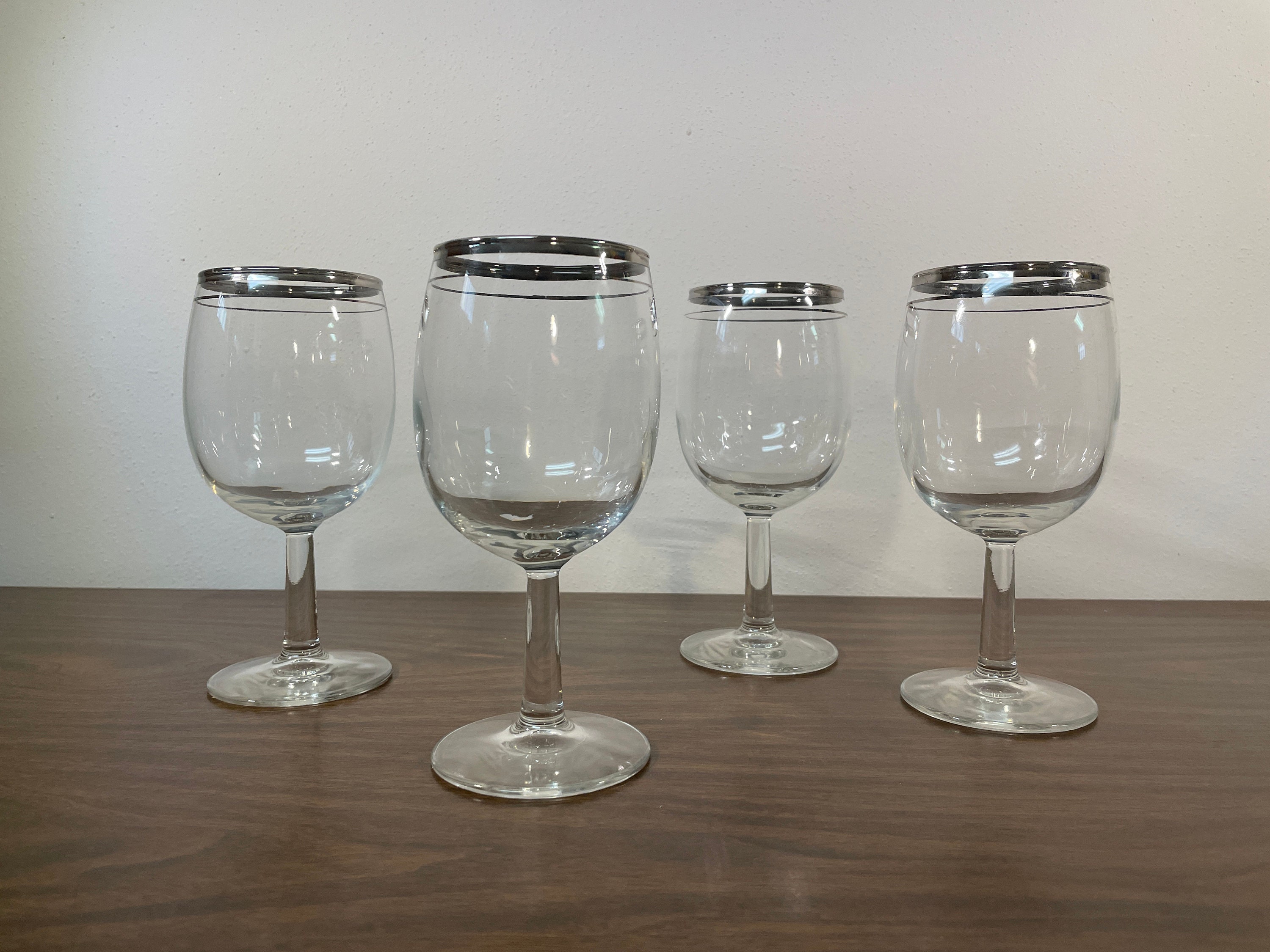 Four Silver Rim & Pinstripe 10 Oz Wine Glasses - Midcentury MCM Clear Glass  Crystal Platinum Trim Stripe Round Stemware Water Barware Set 4 - Etsy