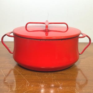 Dansk Kobenstyle 2 QT Red Enamelware Pot with Lid - Midcentury Scandinavian Modern MCM Primary Color Enameled Steel Metal Trivet Cookware