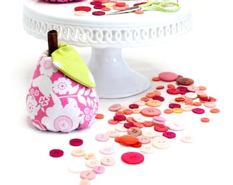 Sew Sweet: A Pear Pincushion PDF Pattern