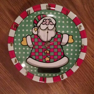 Silly Santa Christmas Clock -