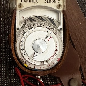 Vintage Sekonic Hanimex L-8b Light/Exposure Meter Camera Photography