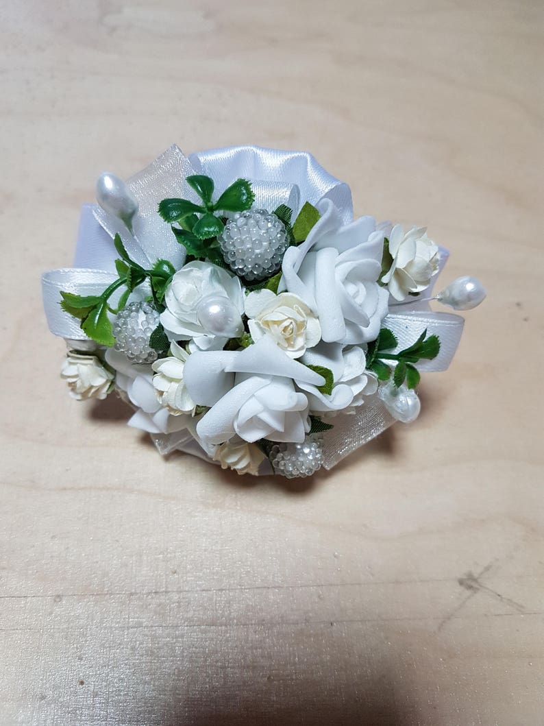 Large Wrist Corsage Flower Corsage White Flower Corsage White Wedding Corsage Flower Corsage Bracelet Corsage Wristlet Corsage