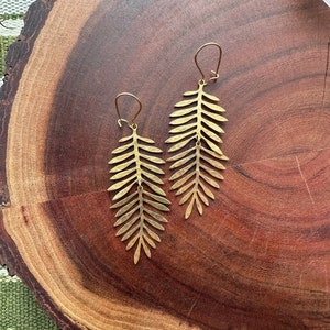 mobile fern earrings // botanical brass earrings // leaf earrings // woodsy rustic earrings // woodland earrings // statement earrings