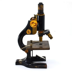 Vintage 1919 Spencer Buffalo USA microscope sn 58666, tested working condition