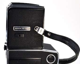 Hasselblad 500 EL M Medium Format Camera sn UCE26944 with Bright Focusing Screen and attached power drive