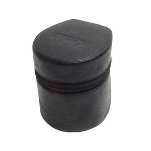 Vintage leatherette camera lens case in great condition.